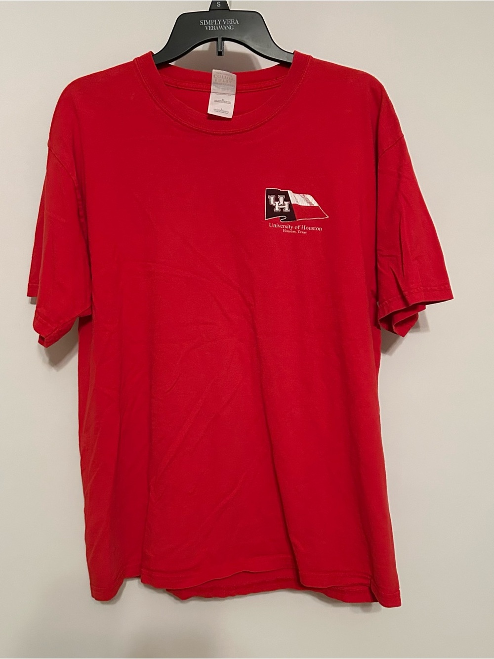Gildan Red University Graphic Short Sleeve Tee